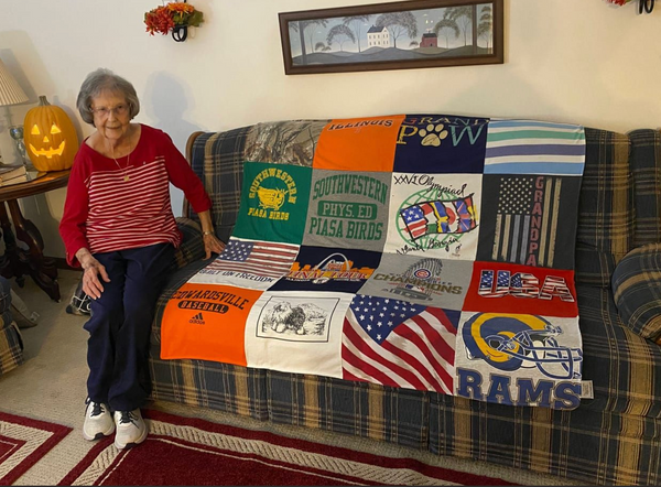 Graduation t-shirt quilt example